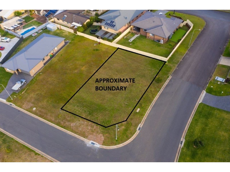 1 Maita Way, Old Bar NSW 2430