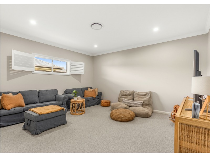 104 Albatross Way, Old Bar NSW 2430