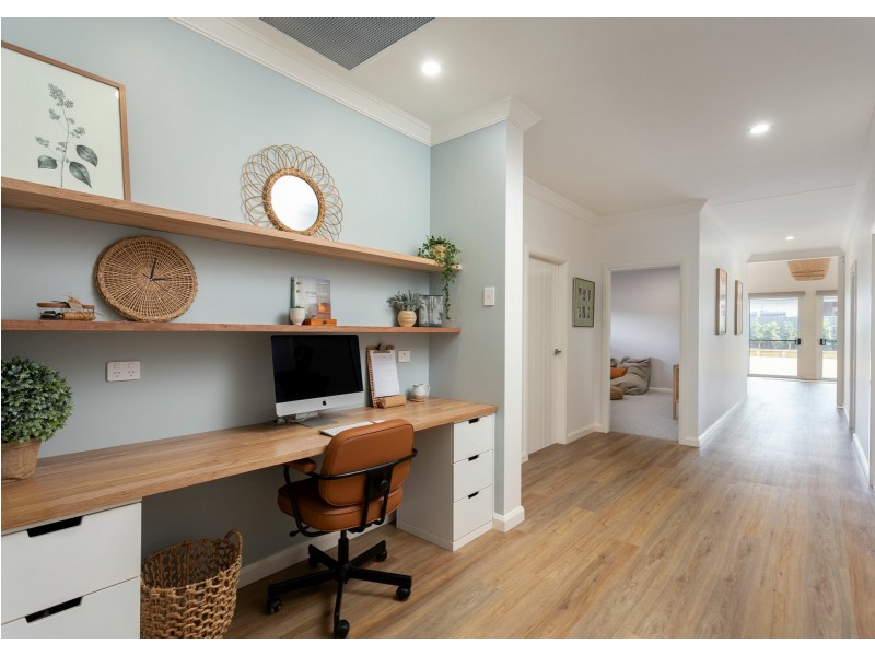 104 Albatross Way, Old Bar NSW 2430