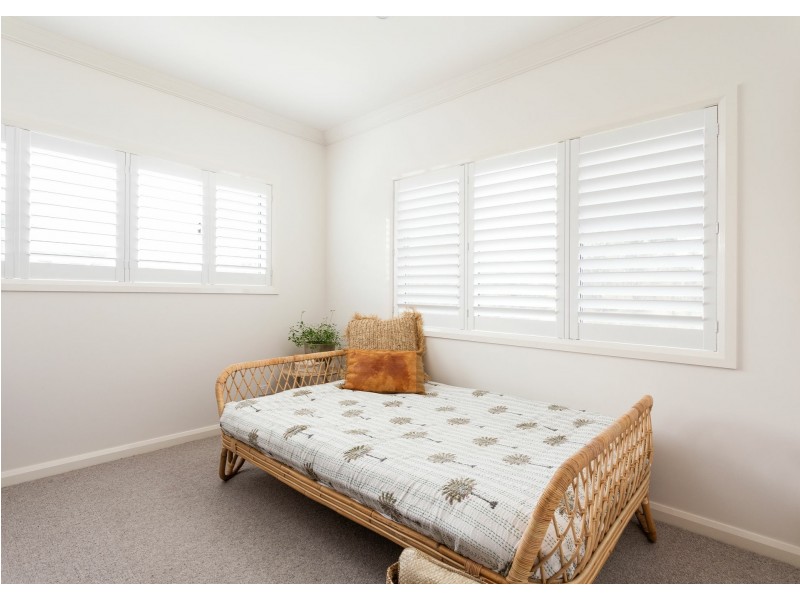 104 Albatross Way, Old Bar NSW 2430