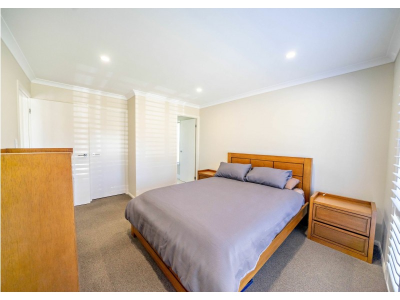 102 Albatross Way, Old Bar NSW 2430