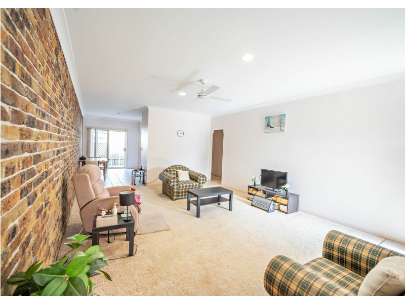 4/58-60 Wyden Street, Old Bar NSW 2430