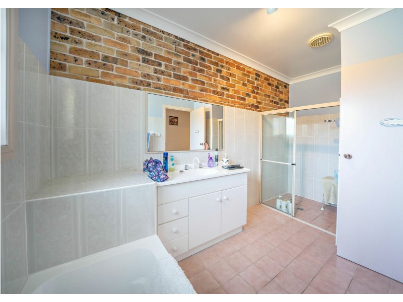 4/58-60 Wyden Street, Old Bar NSW 2430