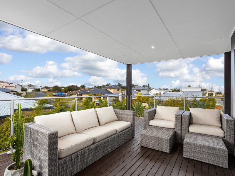 9 Shantull Drive, Wallabi Point NSW 2430