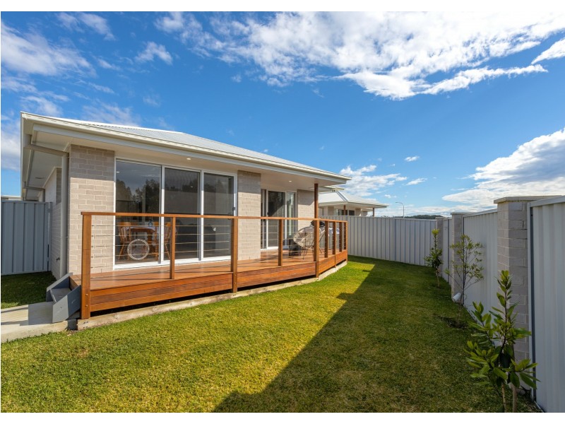 1/15 Marra Drive, Old Bar NSW 2430