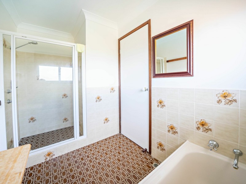 16 Belle Villa Parade, Old Bar NSW 2430