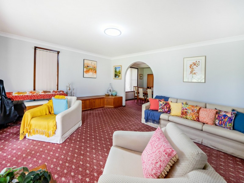 16 Belle Villa Parade, Old Bar NSW 2430