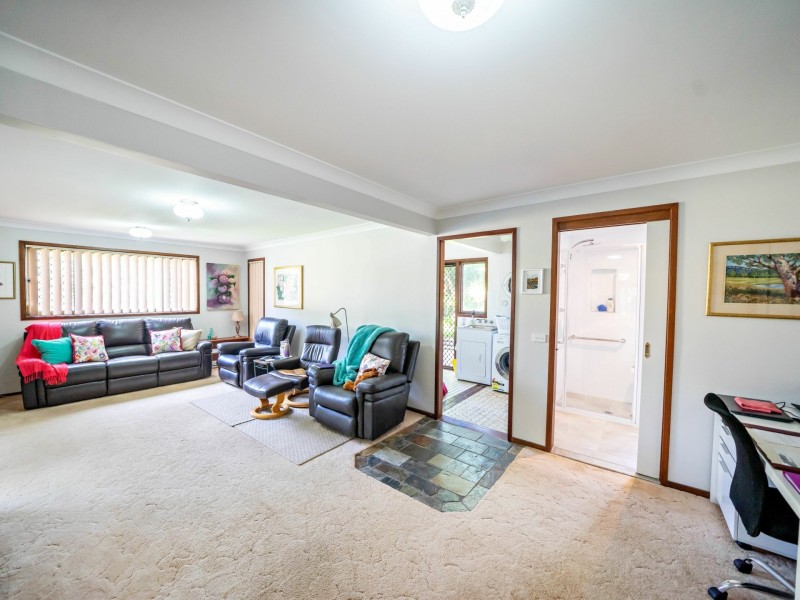 16 Belle Villa Parade, Old Bar NSW 2430