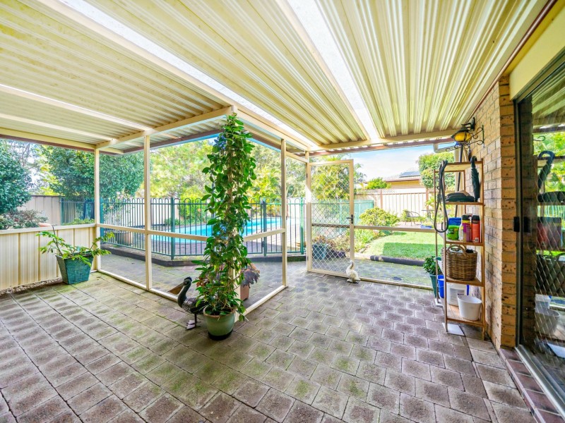 16 Belle Villa Parade, Old Bar NSW 2430