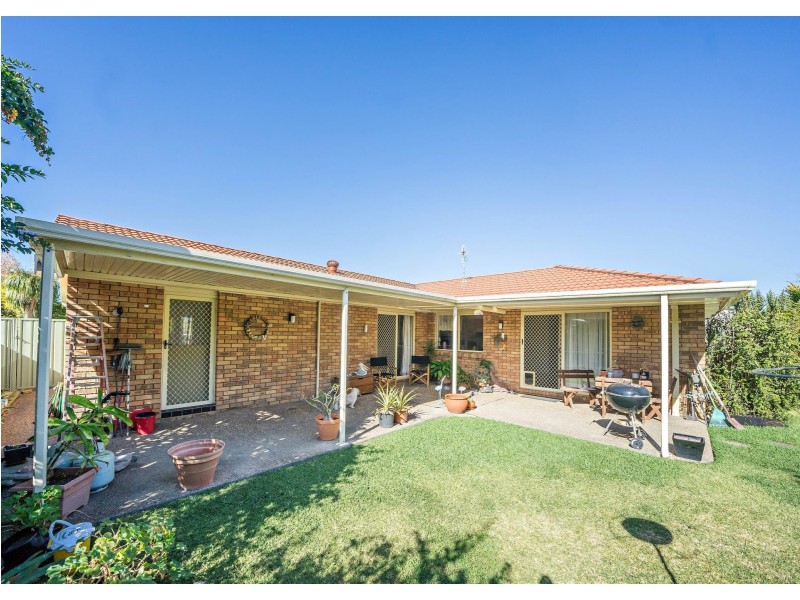 49 Clerke Street, Old Bar NSW 2430