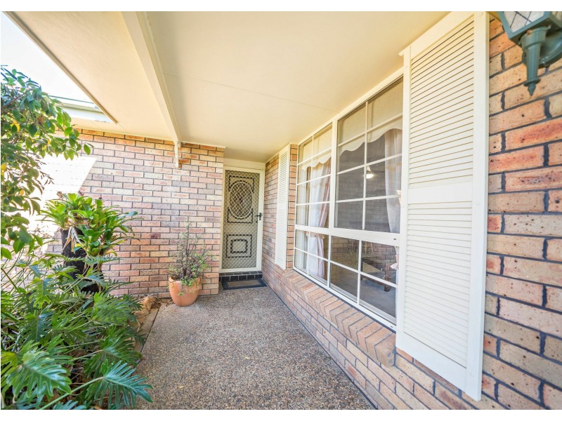 49 Clerke Street, Old Bar NSW 2430