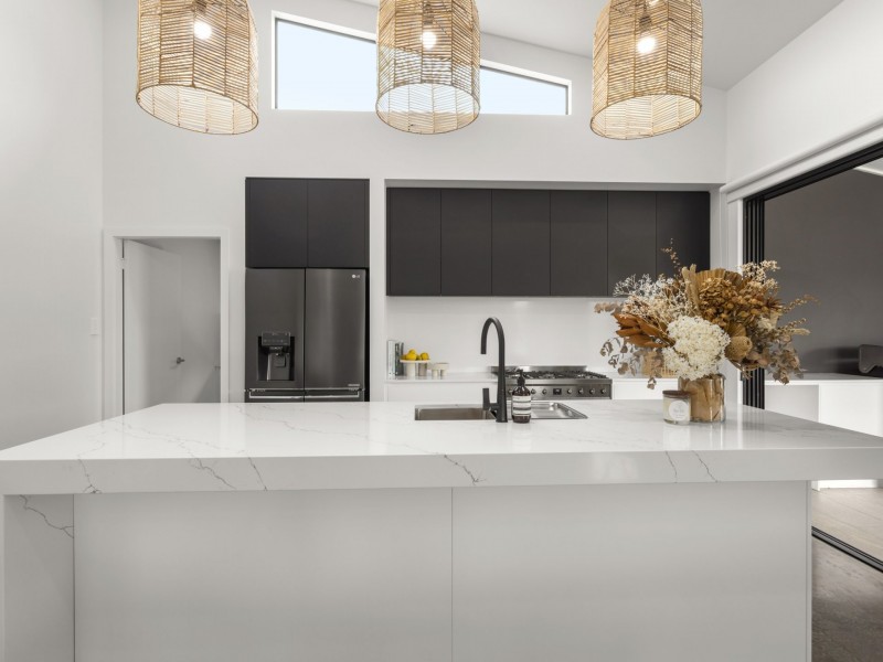 11 Tropicbird Crescent, Old Bar NSW 2430