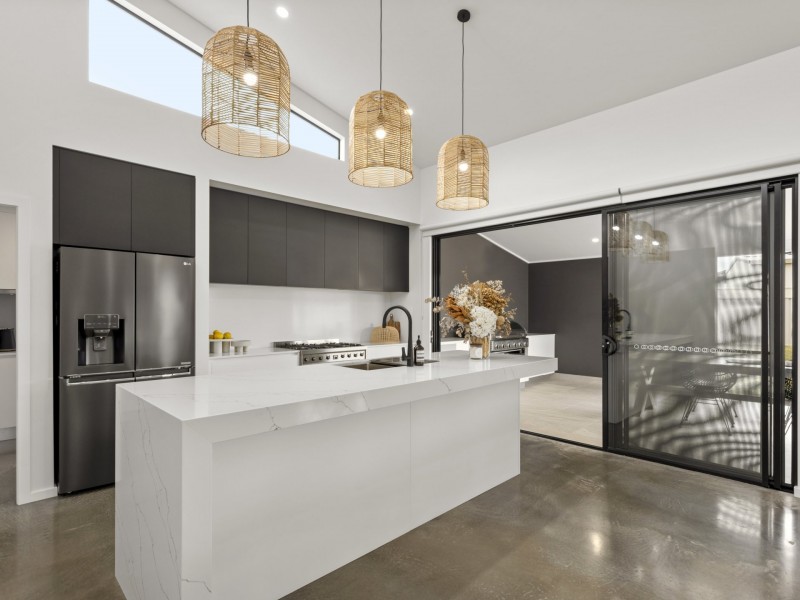 11 Tropicbird Crescent, Old Bar NSW 2430