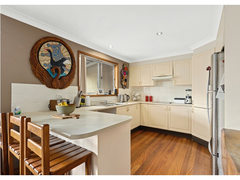 122 Waterman Street, Old Bar NSW 2430