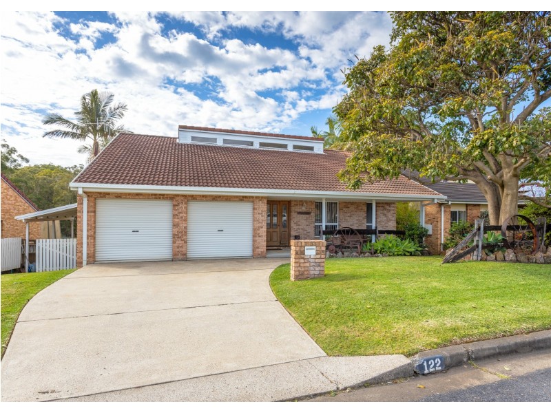 122 Waterman Street, Old Bar NSW 2430