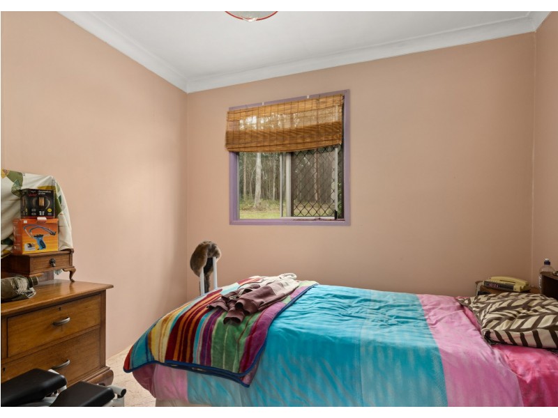 232 Ferry Road, Oxley Island NSW 2430