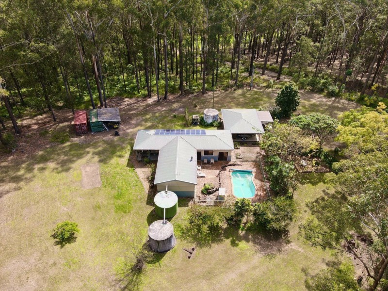 232 Ferry Road, Oxley Island NSW 2430