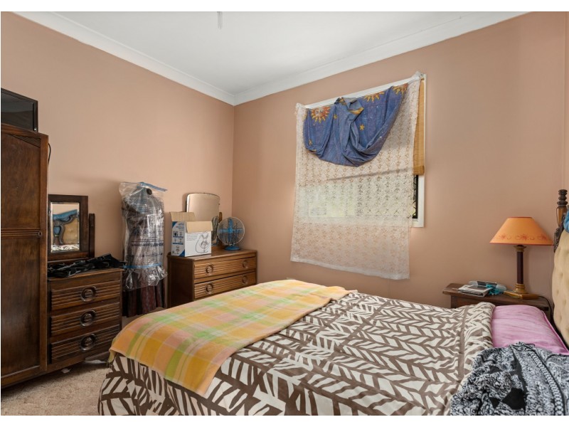 232 Ferry Road, Oxley Island NSW 2430