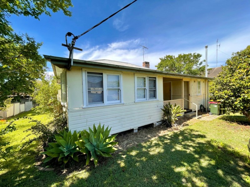 103 Albert Street, 8 & 10 Richardson Streets, Taree NSW 2430