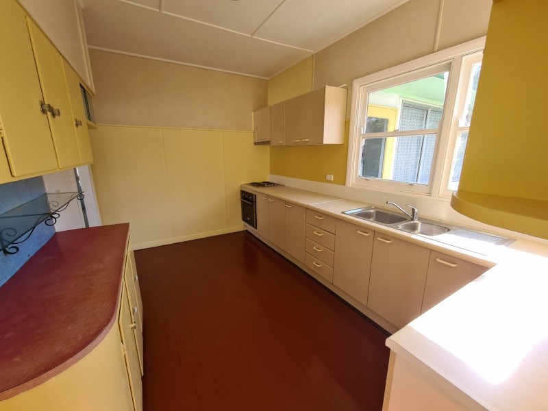 103 Albert Street, 8 & 10 Richardson Streets, Taree NSW 2430