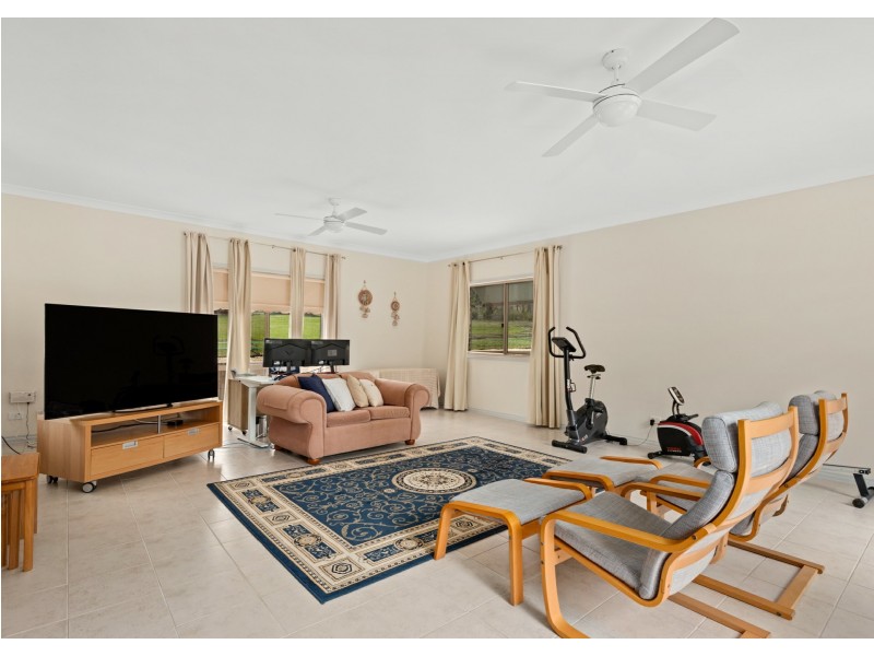 13 Rainforest Drive, Mitchells Island NSW 2430