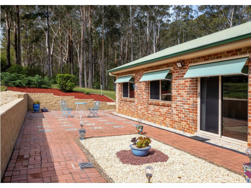 13 Rainforest Drive, Mitchells Island NSW 2430