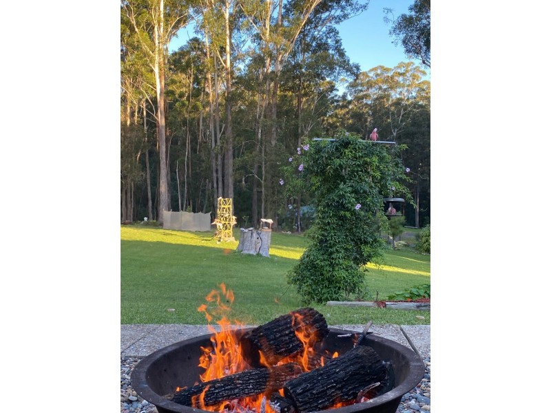 13 Rainforest Drive, Mitchells Island NSW 2430