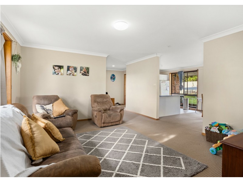 7 Kestrel Avenue, Old Bar NSW 2430