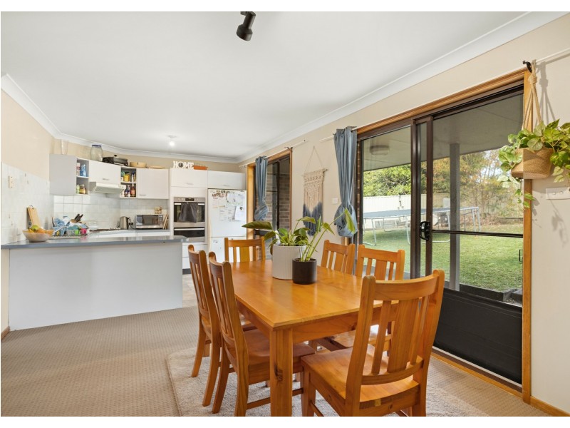 7 Kestrel Avenue, Old Bar NSW 2430