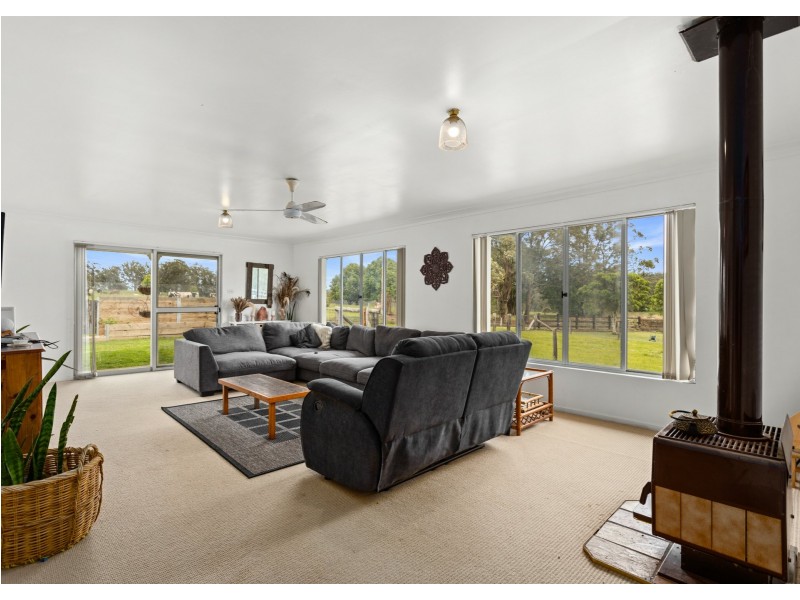 49 Bangalow Road, Coopernook NSW 2426