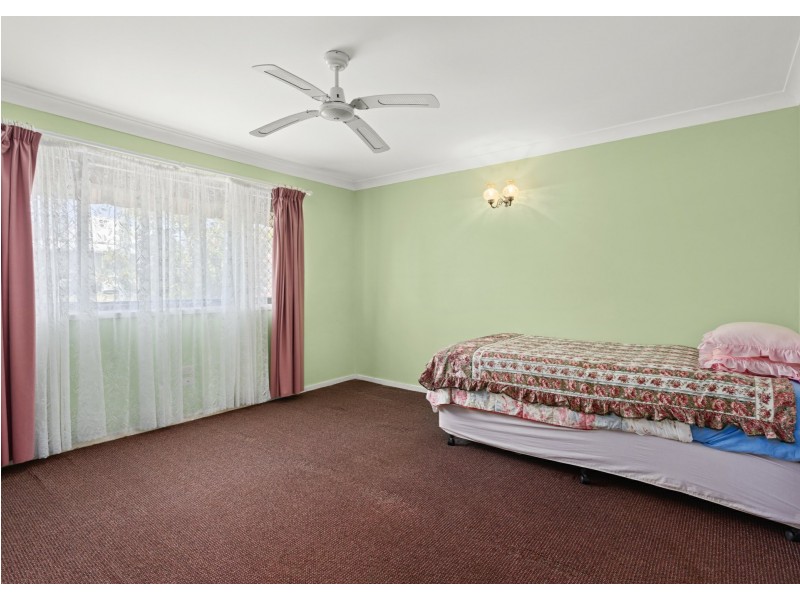 15 Waterman Street, Old Bar NSW 2430