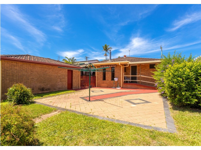 15 Waterman Street, Old Bar NSW 2430