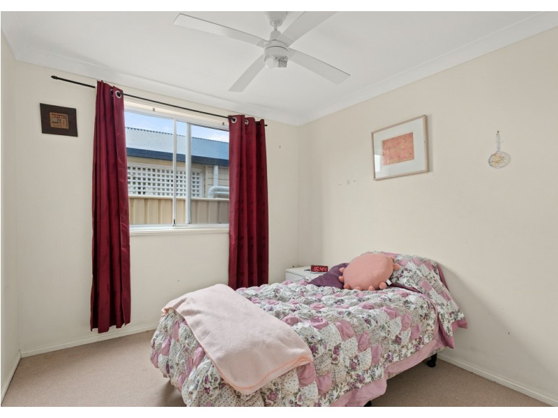 23 Farleigh Street, Old Bar NSW 2430