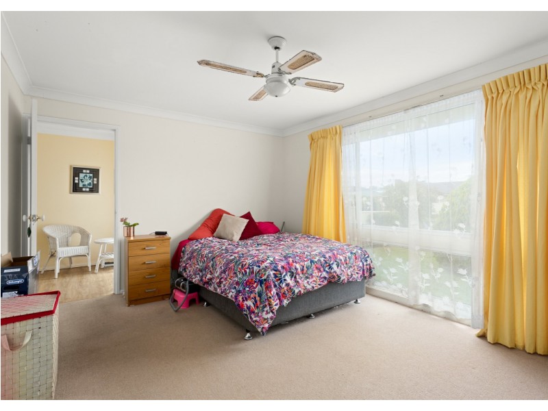 23 Farleigh Street, Old Bar NSW 2430