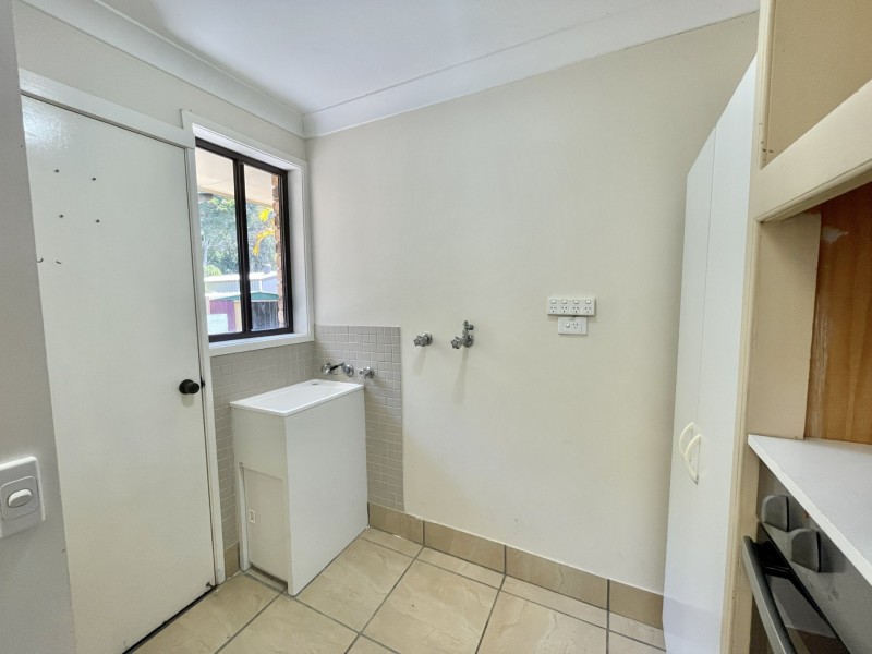 12 Drury Close, Old Bar NSW 2430