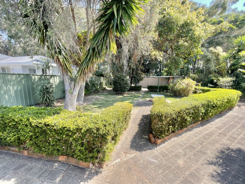 12 Drury Close, Old Bar NSW 2430