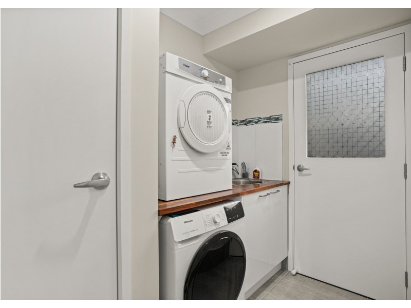 16 Mariner Avenue, Old Bar NSW 2430