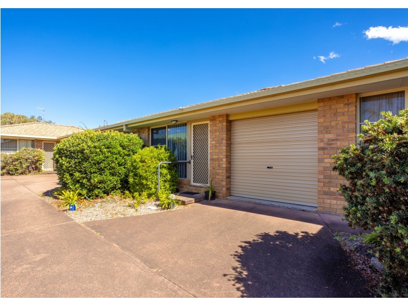 2/30 Waterman Street, Old Bar NSW 2430