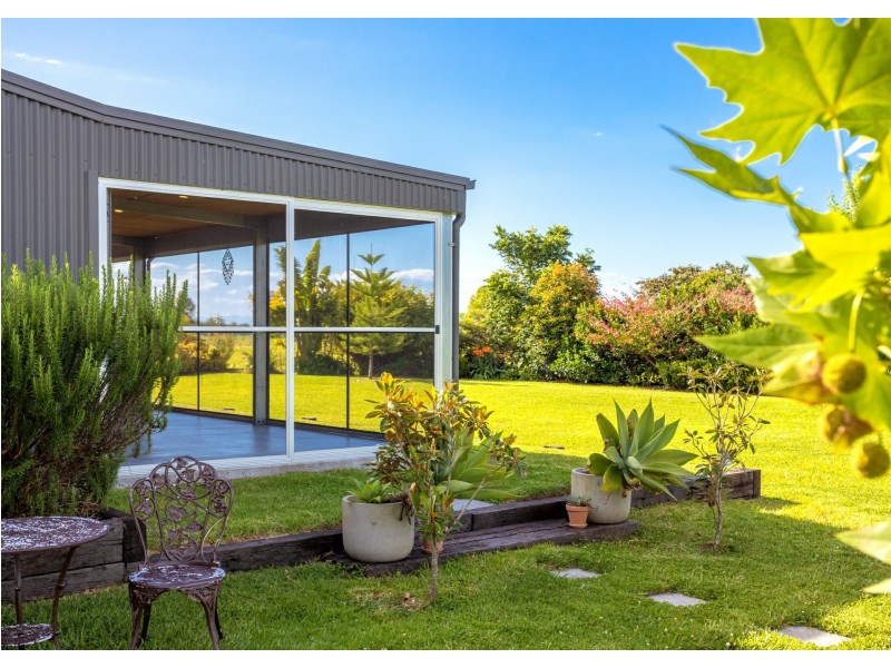 515 Manning Point Road, Oxley Island NSW 2430