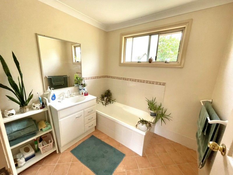 2/6 Rushby Drive, Old Bar NSW 2430