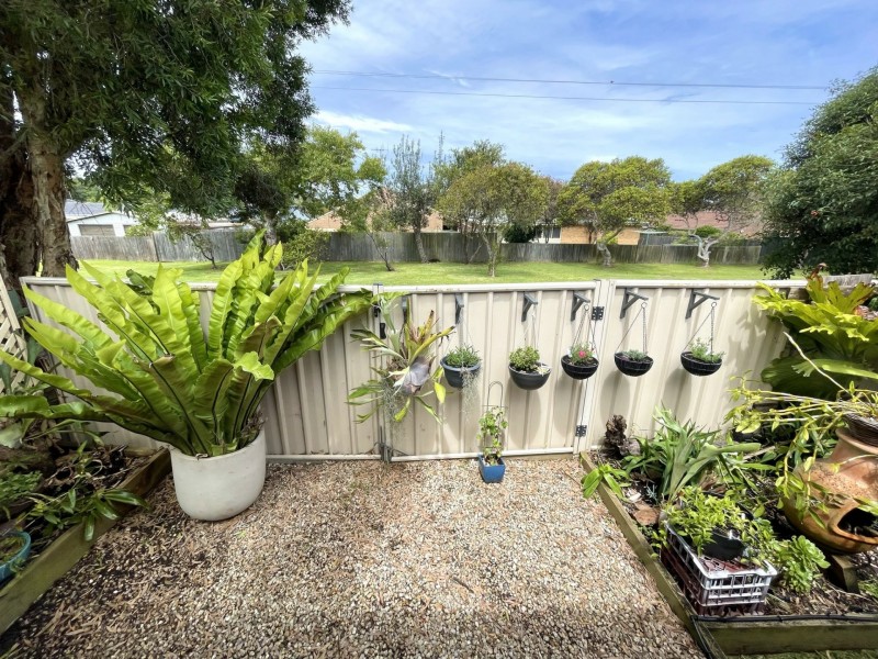 2/6 Rushby Drive, Old Bar NSW 2430