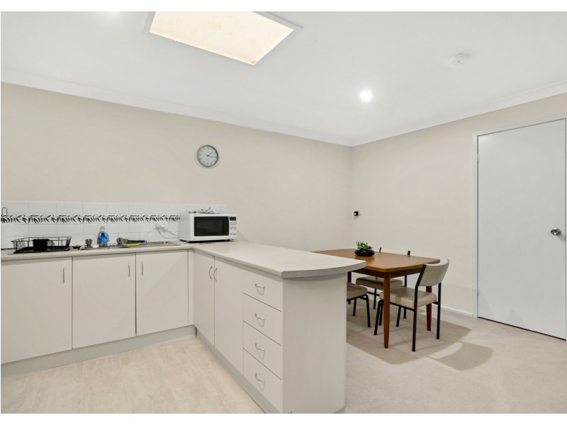 2/26 Old Bar Road, Old Bar NSW 2430