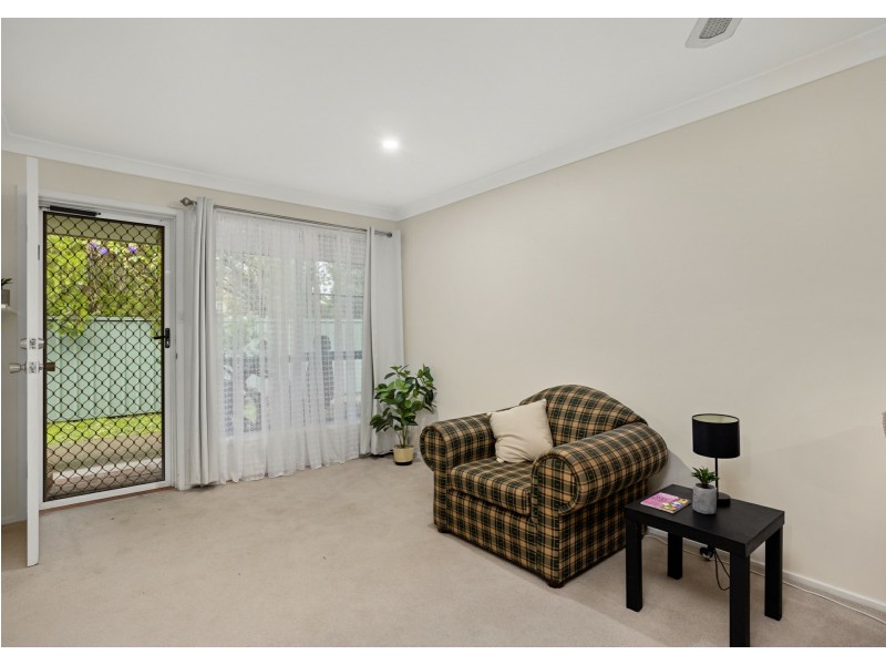 2/26 Old Bar Road, Old Bar NSW 2430