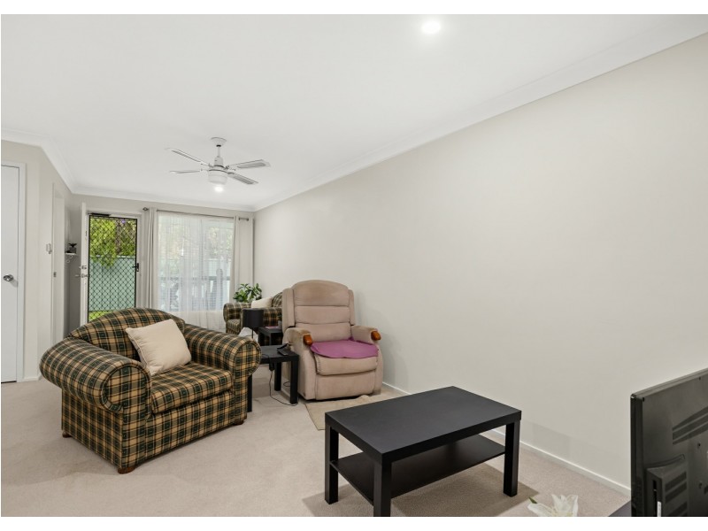 2/26 Old Bar Road, Old Bar NSW 2430