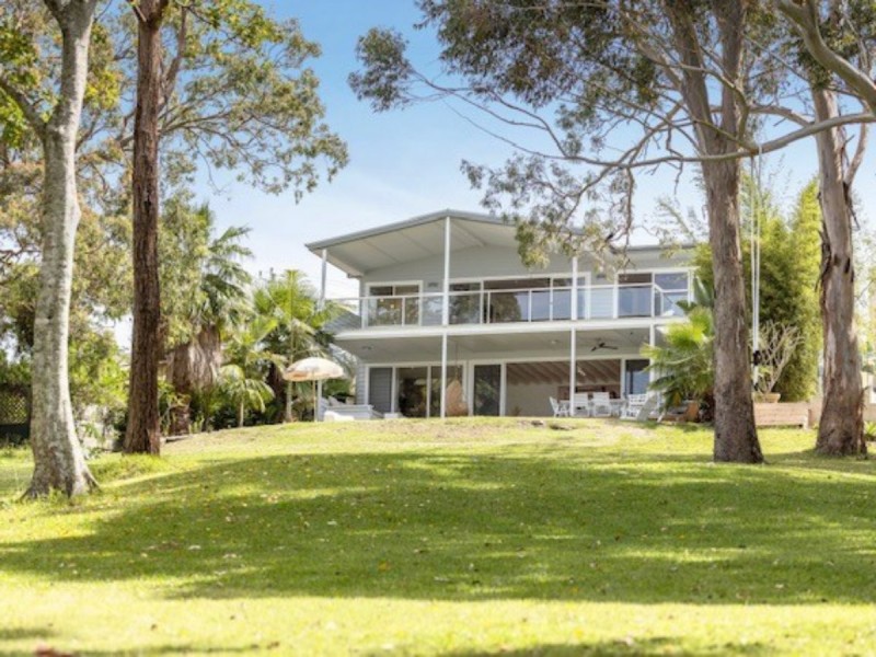 97 Green Point Drive, Green Point NSW 2428