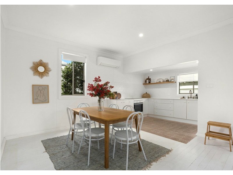 64 Commerce Street, Taree NSW 2430