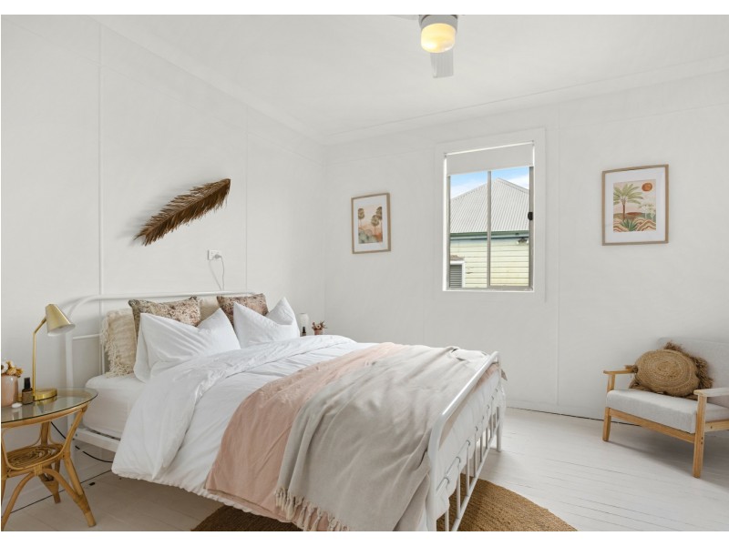 64 Commerce Street, Taree NSW 2430