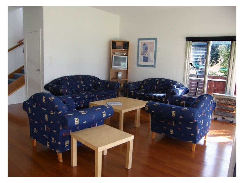 10a Lewis Street, Old Bar NSW 2430