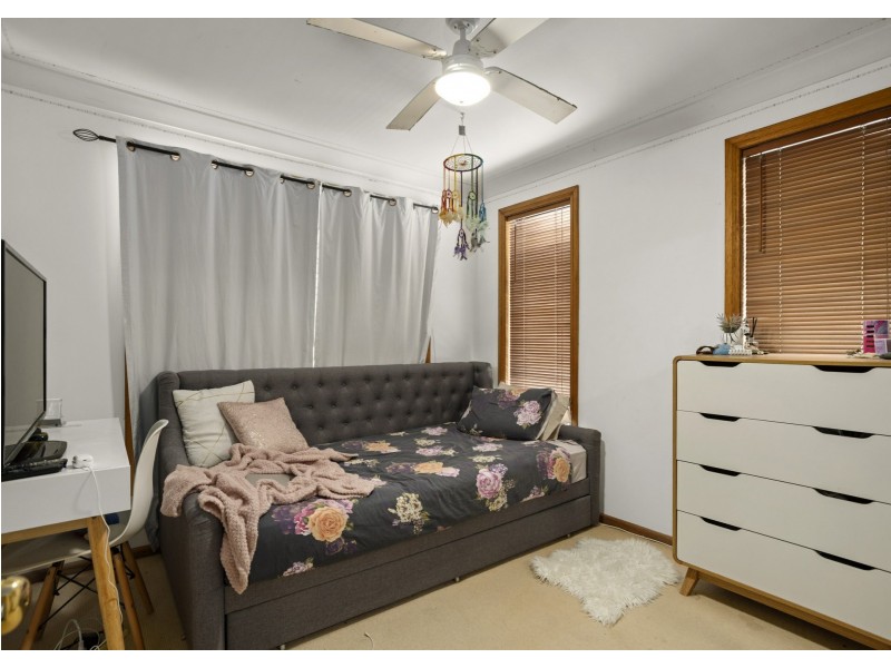 18 Oceanic Place, Old Bar NSW 2430