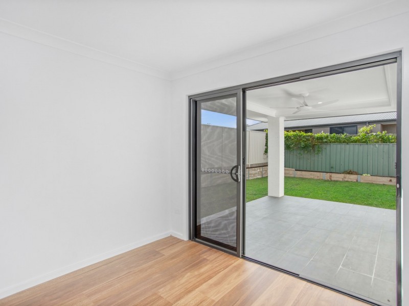 14 Trevally Avenue, Old Bar NSW 2430